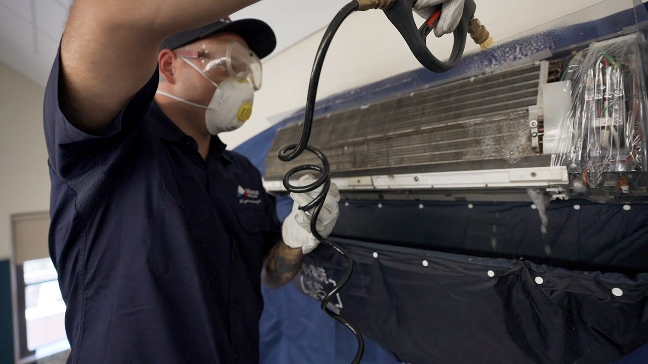 AC duct cleaning and sanitization services in Dubai